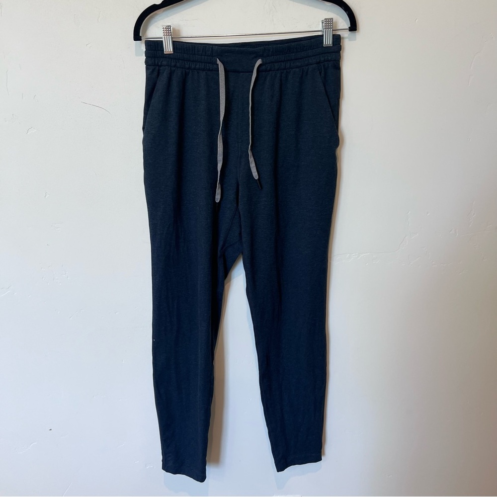 Men's Lululemon Navy Jogger Pants Size Small Athleisure Sporty Casual Athletic